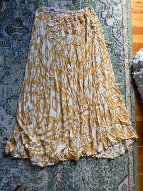 Steve Madden Mustard and White Patterned Maxi Skirt